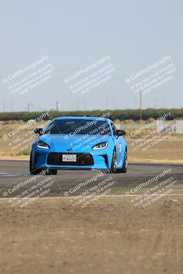 media/Sep-13-2025-Speed Ventures (Sat) [[d6c7200295]]/Black/Session 1 (Sweeper)/